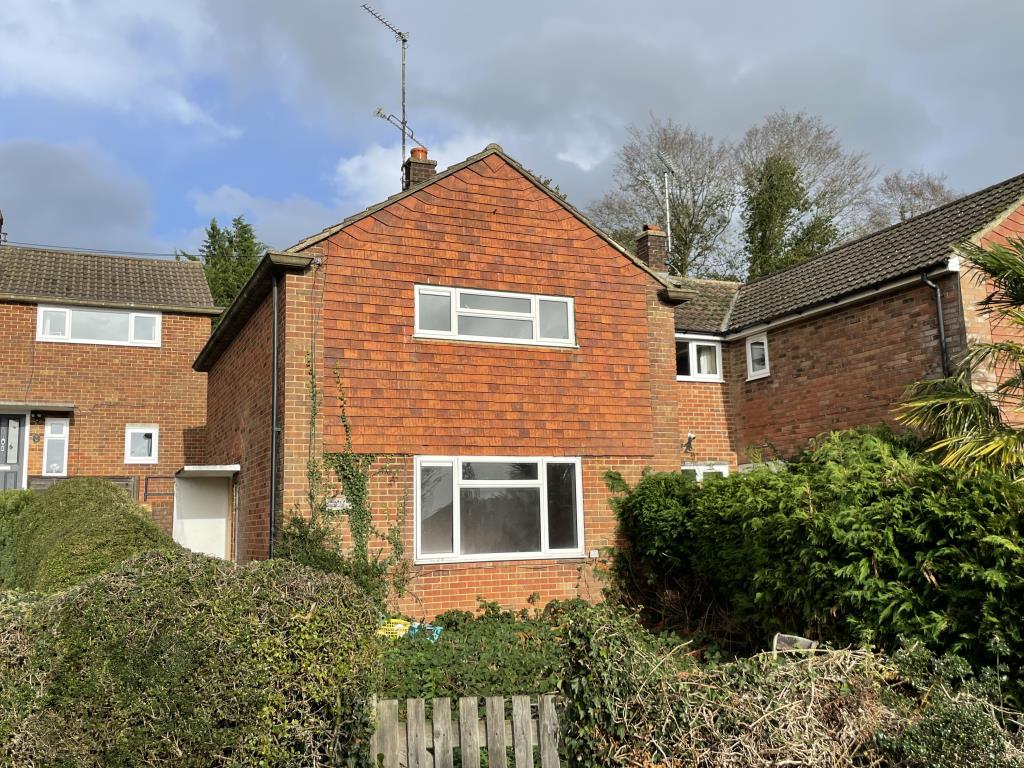 Lot: 51 - HOUSE FOR REFURBISHMENT -